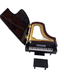 Miniatura Piano c/ música 18x12.5x10