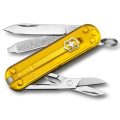 Navalha Classic SD Amarelo Transparente Tuscan Sun - Victorinox - Image 1